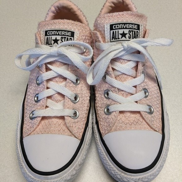 Converse All Stars low top blush pink sneakers - padded upper - women's size 5 - Picture 5 of 7